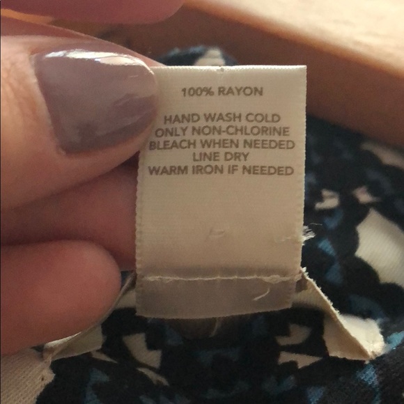 LOFT Tie Waist Dress with Pockets! size XS - Picture 6 of 7